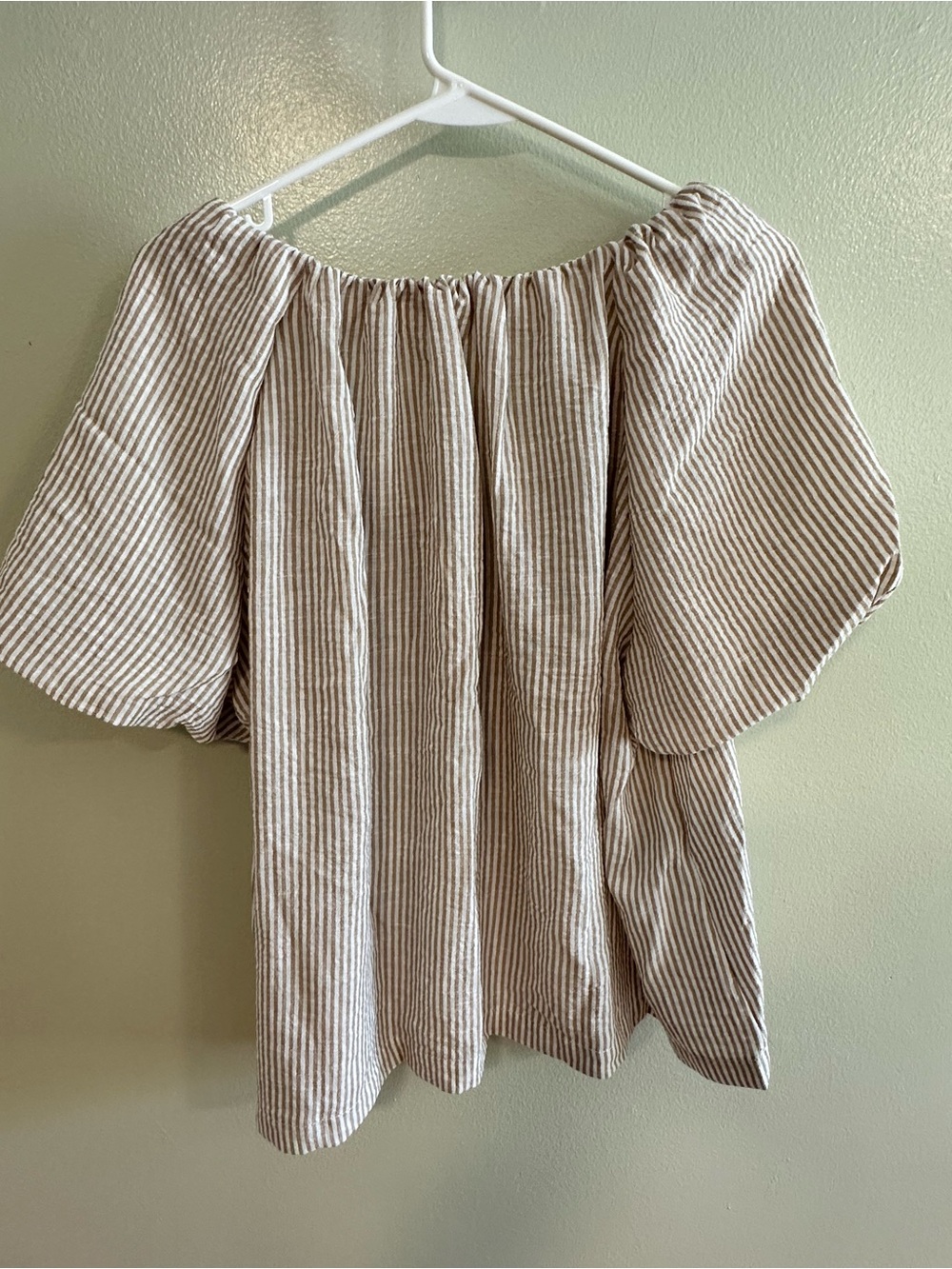 Max Studio Beige & White Striped Puff Sleeve Peasant Top - Picture 3 of 8